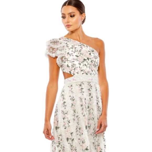 MAC DUGGAL One-Shoulder Embroidered Maxi Dress We Select Dresses - Picture 10 of 16